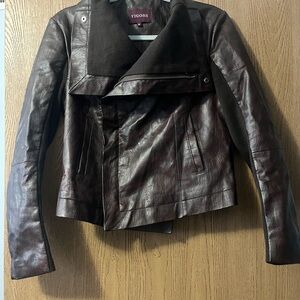 Vigoss Women's Brown Leather Jacket